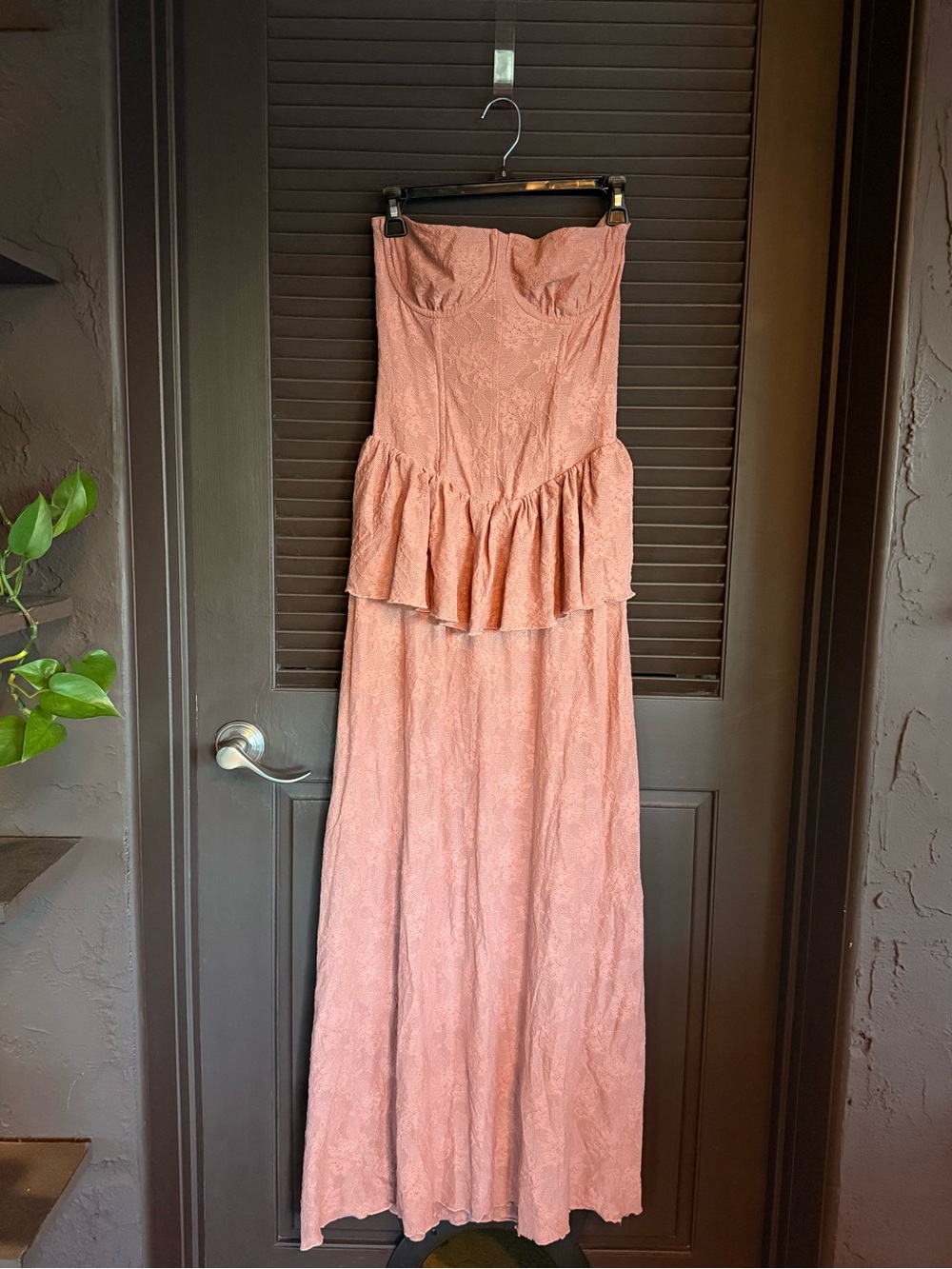WeWoreWhat Strapless Dusty Rose Peplum Lace Maxi Dress